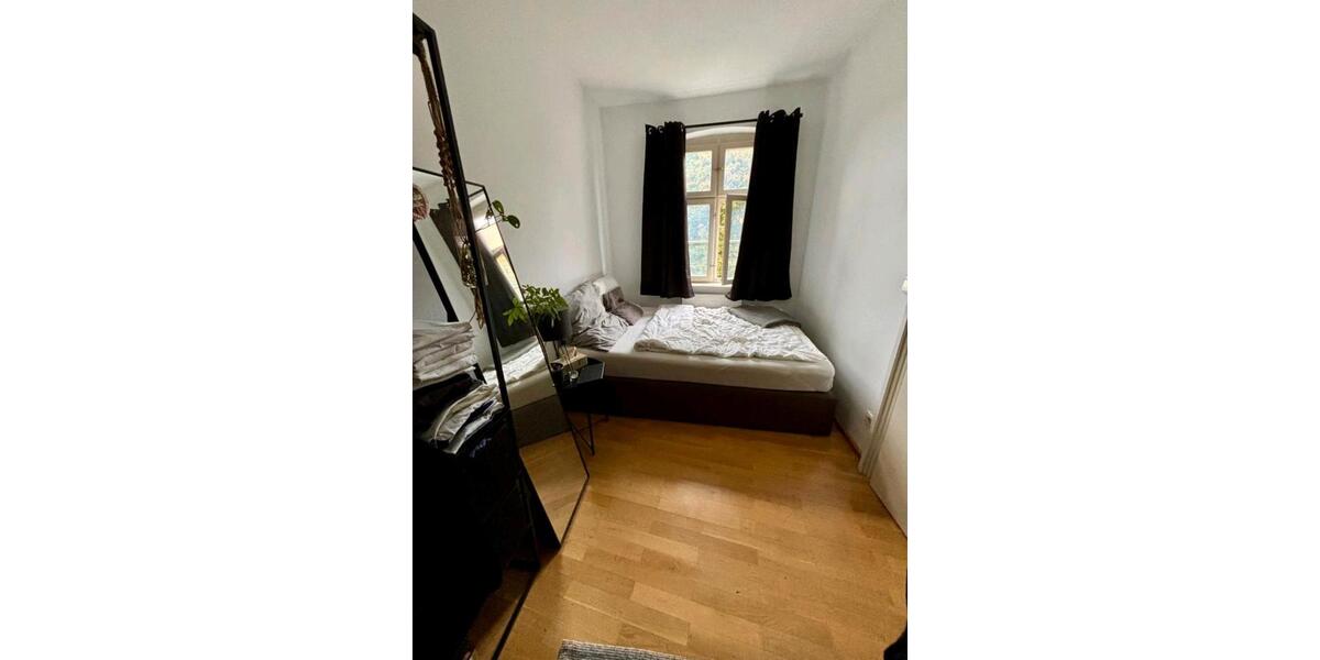 Großes WG Zimmer in TOP lage am Obstmarkt 4 zimmer