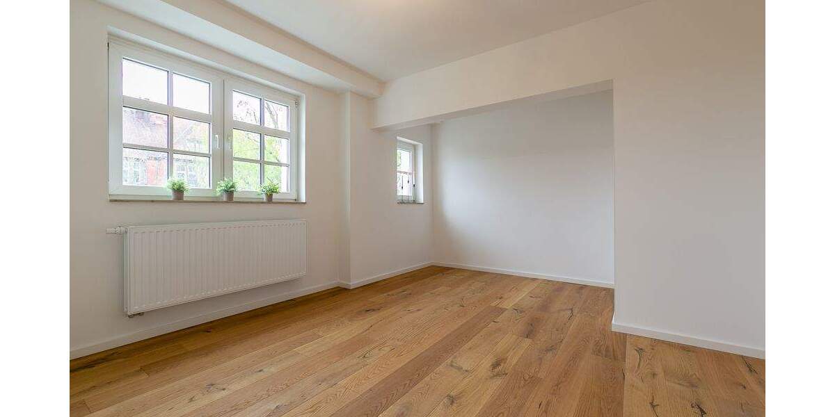 Wohnen bei Leipzig: 2 Zimmer, Bad neu, Echtholz-Parkett, PKW-Stellplatz 2 zimmer