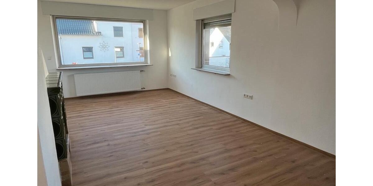 Einfamilienhaus Homburg - 6 Zimmer, 165 m&sup2;, 1.650&euro; | Angebot:26197277