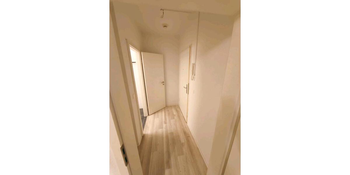 Etagenwohnung Bernburg (Saale) - 1 Zimmer, 30 m&sup2;, 277&euro; | Angebot:26007375