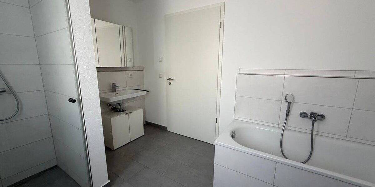 Etagenwohnung Heldenstein Goldau - 3 Zimmer, 101 m&sup2;, 1.280&euro; | Angebot:26929400
