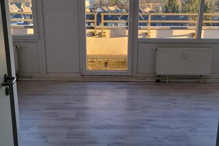 Wohnung Mönchengladbach Süd - 1 Zimmer, 36 m&sup2;, 550&euro; | Angebot:24538752