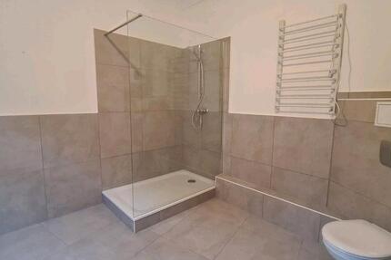 4-Raum-Wohnung – Erstbezug nach Sanierung – Stellplatz verfügbar zimmer