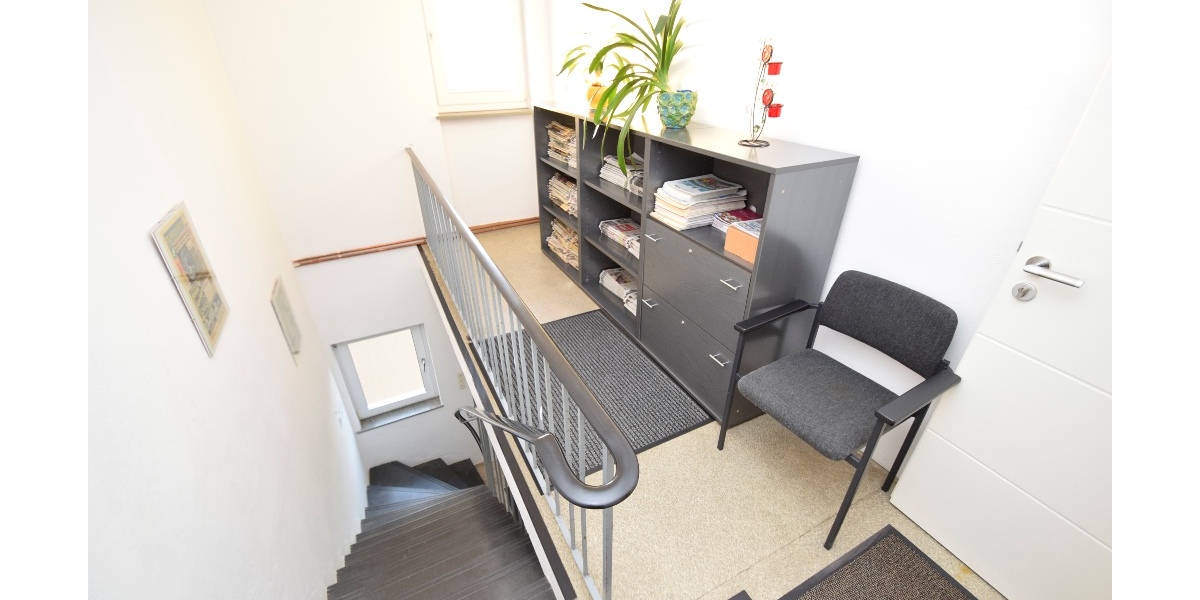 Hauptverkehrsstr. Sulingen: Bürohaus+Gewerbehalle teilbar schnelle Datenleitung+ viele Parkplätze - Gewerbeobjekt Sulingen | Angebot:25416947