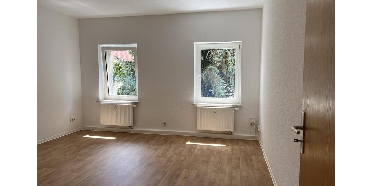 Etagenwohnung Borna - 3 Zimmer, 64 m&sup2;, 390&euro; | Angebot:24527580