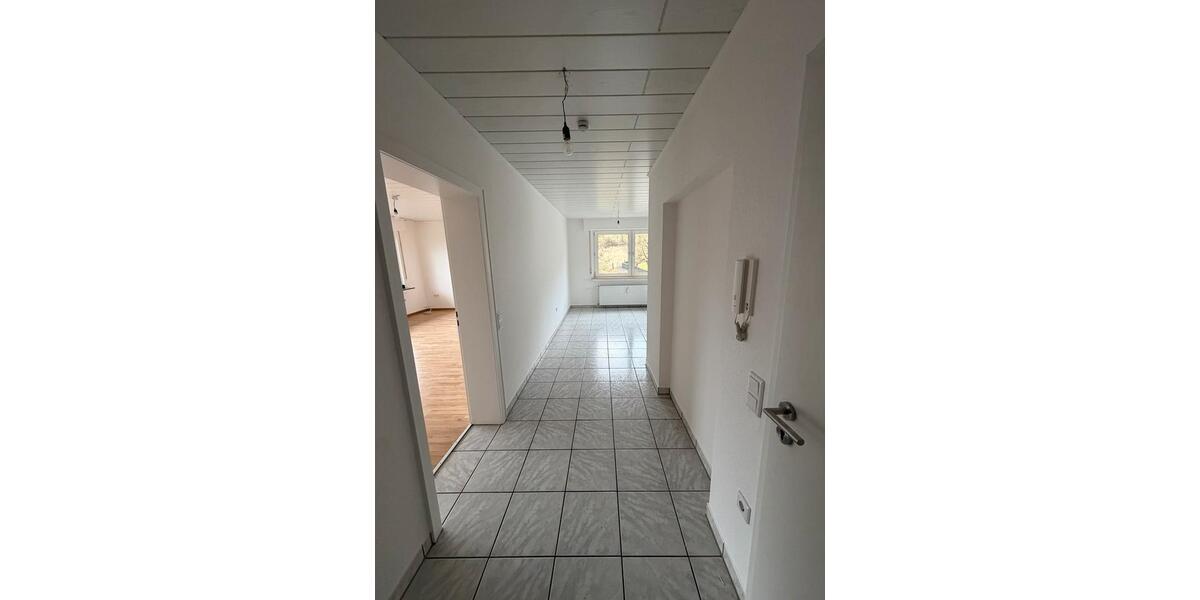 Etagenwohnung Bad Driburg - 3 Zimmer, 81 m&sup2;, 650&euro; | Angebot:26040278