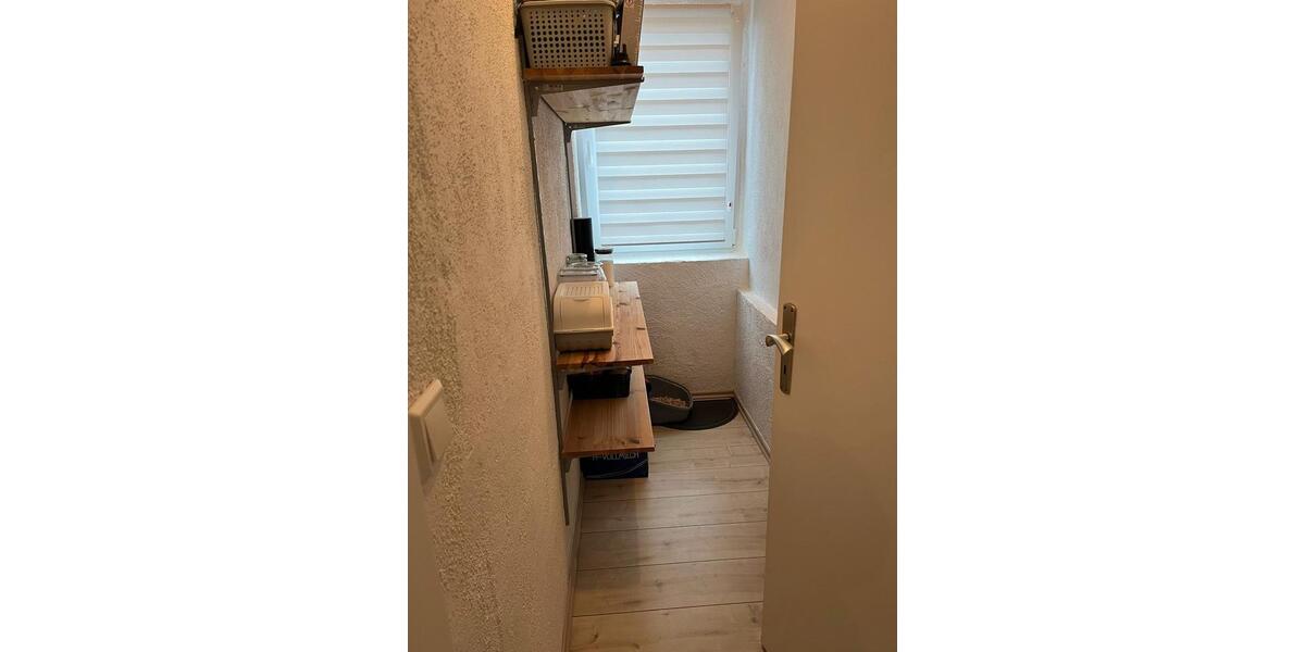 Dachgeschoßwohnung Scheuerfeld - 4 Zimmer, 80 m&sup2;, 700&euro; | Angebot:24370385