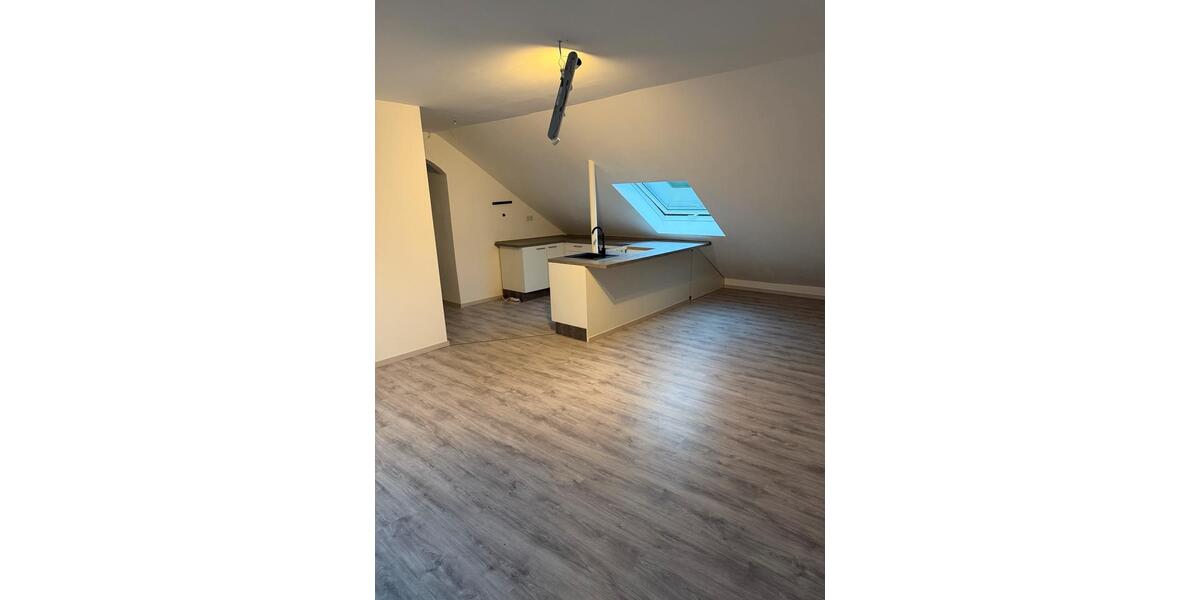 Dachgeschoßwohnung Beckum - 2.5 Zimmer, 63 m&sup2;, 700&euro; | Angebot:26464208