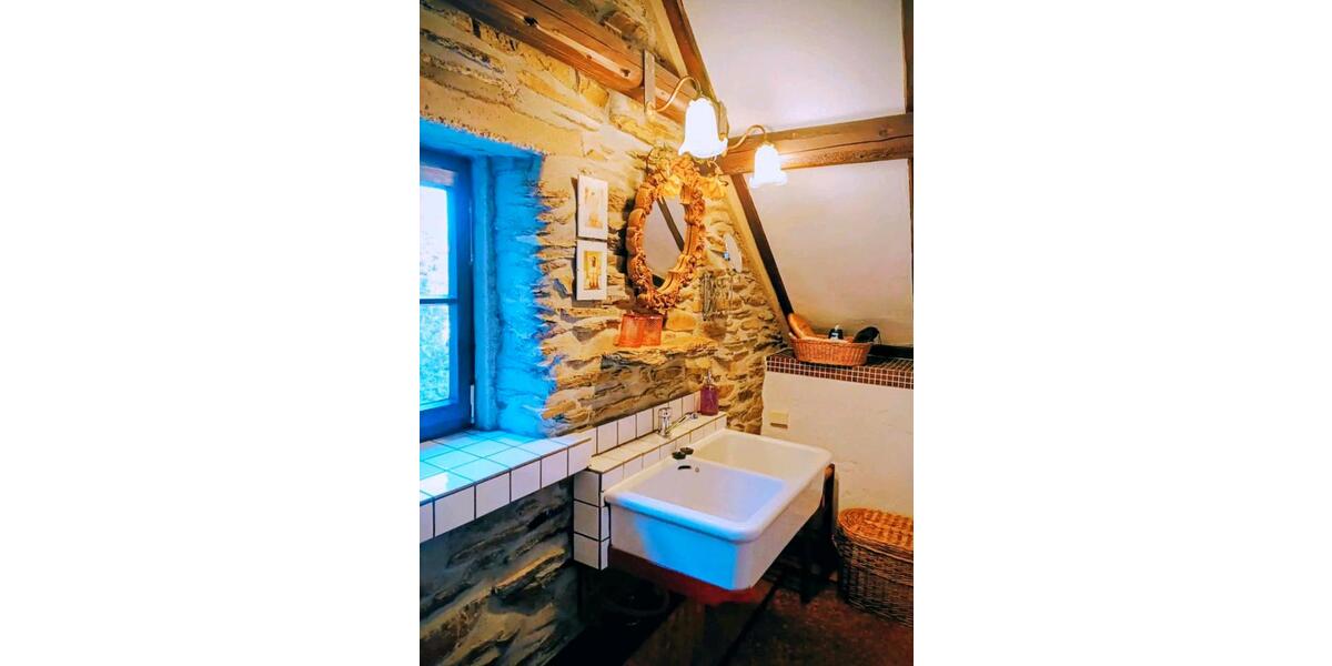 kleines Haus mit Garten und Stellplatz zu vermieten 3 zimmer