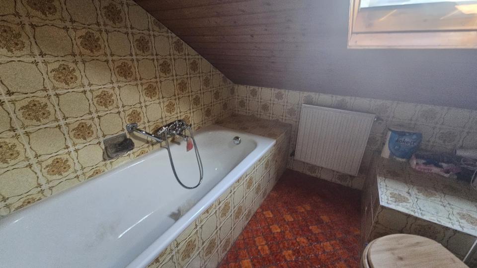 Dachgeschoßwohnung Gersfeld (Rhön) - 2 Zimmer, 50 m&sup2;, 450&euro; | Angebot:26335169