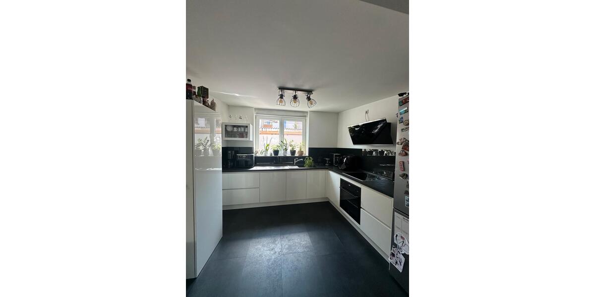 Maisonettenwohnung Speyer - 3 Zimmer, 90 m&sup2;, 1.200&euro; | Angebot:26694525