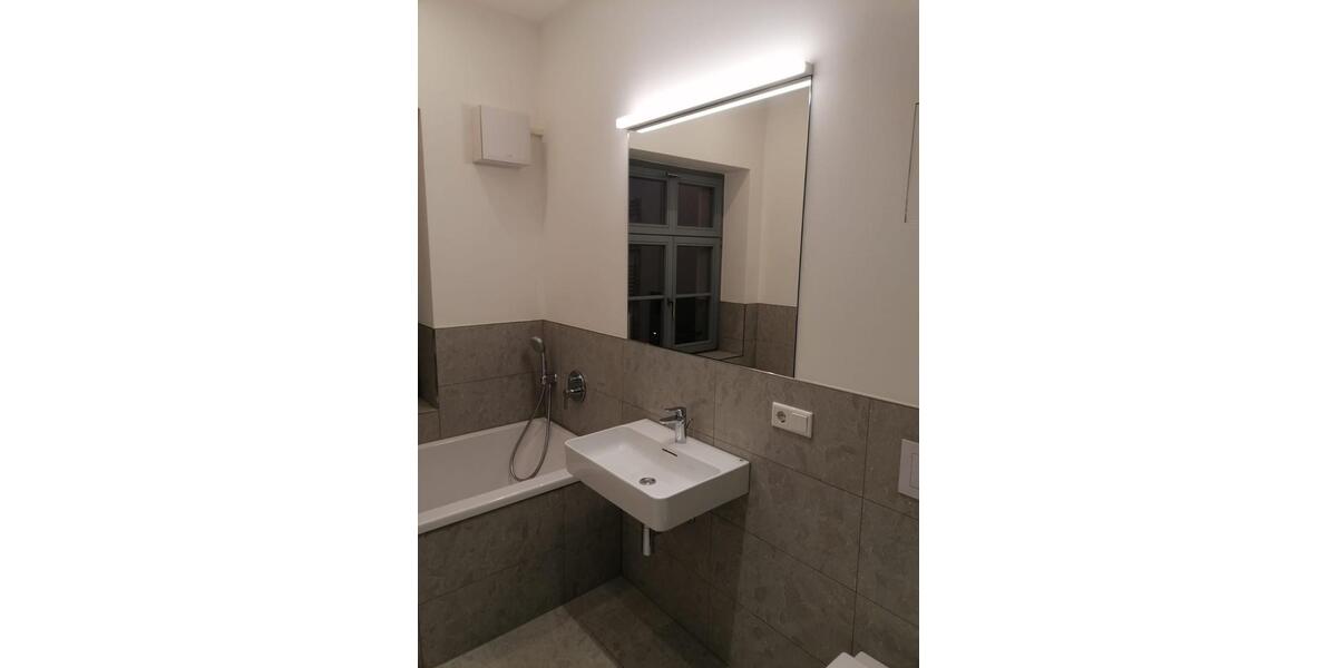 Etagenwohnung Pirna - 3 Zimmer, 61 m&sup2;, 680&euro; | Angebot:26639586