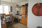 Exkl. neuwertige 3 Zimmer-Wohnung mit Balkon, zwischen Rosenheim & WB (mit 2 x Tiefgarage & Top-Einbauküche)