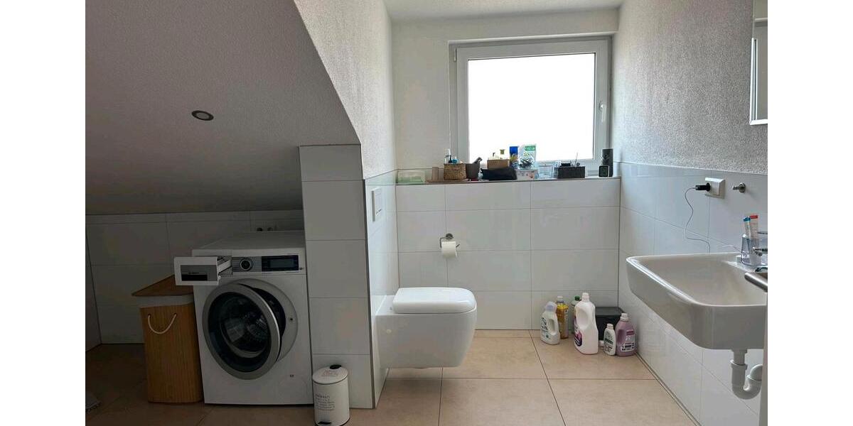 Dachgeschoßwohnung Knittlingen - 2 Zimmer, 90 m&sup2;, 1.050&euro; | Angebot:26221318
