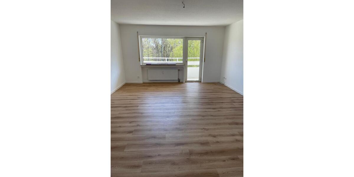 Etagenwohnung Kreuzwertheim - 2 Zimmer, 71 m&sup2;, 600&euro; | Angebot:26407133
