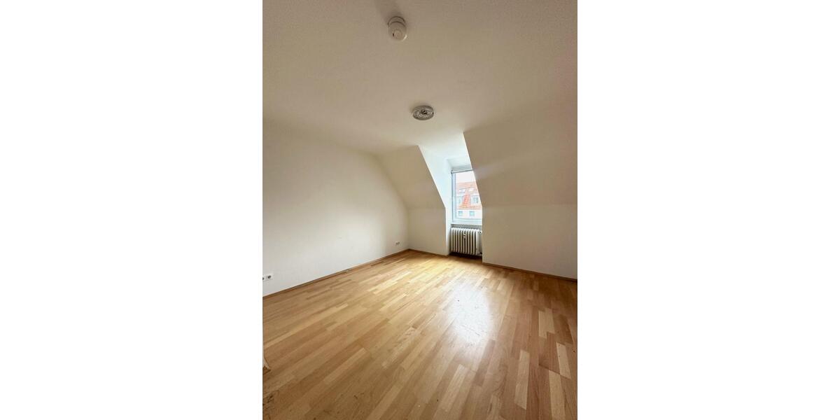 Etagenwohnung Würzburg Sanderau - 3 Zimmer, 88 m&sup2;, 1.350&euro; | Angebot:23105544