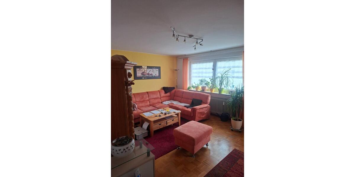 Etagenwohnung Roth - 3 Zimmer, 70 m&sup2;, 850&euro; | Angebot:26253668