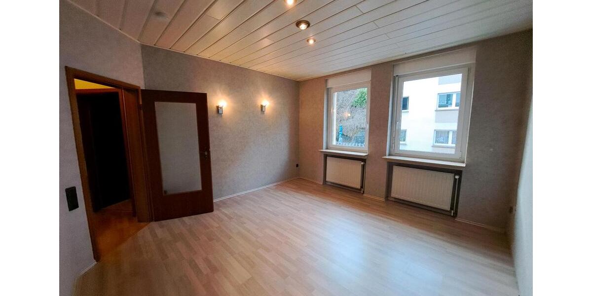 Mehrfamilienhaus, Wohnhaus Hagen Dahl - 10.5 Zimmer, 181 m&sup2;, 1.490&euro; | Angebot:24355755