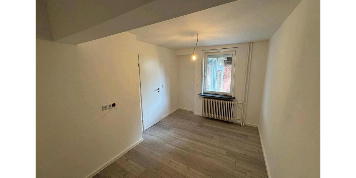 Erdgeschoßwohnung Heide - 3 Zimmer, 63 m&sup2;, 1.100&euro; | Angebot:25966544