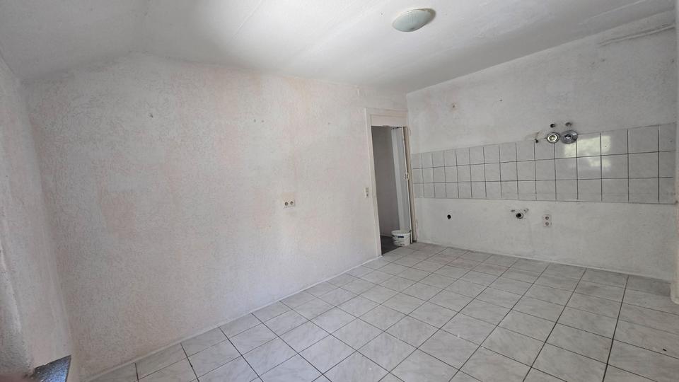 Etagenwohnung Duisburg Duisburg-Mitte - 2 Zimmer, 90 m&sup2;, 600&euro; | Angebot:26351664
