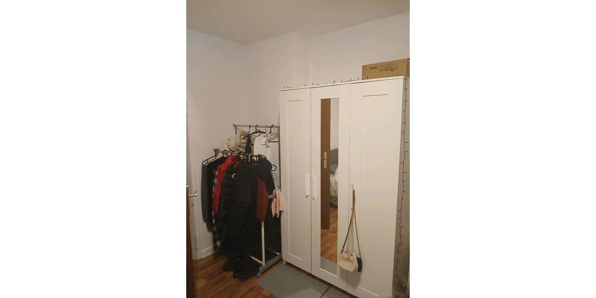 Wohnen auf Zeit Herzogenrath - 2 Zimmer, 58 m&sup2;, 470&euro; | Angebot:24669589