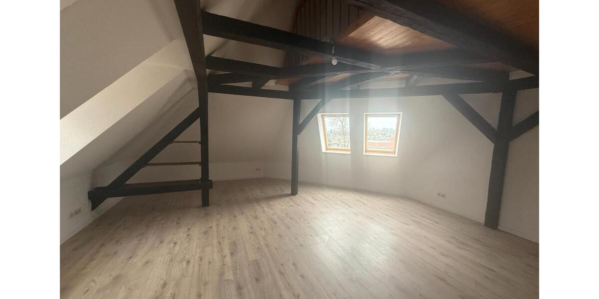 Dachgeschoßwohnung Halberstadt - 3 Zimmer, 78 m&sup2;, 390&euro; | Angebot:26144986