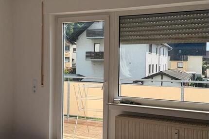 Wohnung Gelnhausen - 4 Zimmer, 93 m&sup2;, 1.414&euro; | Angebot:26593161