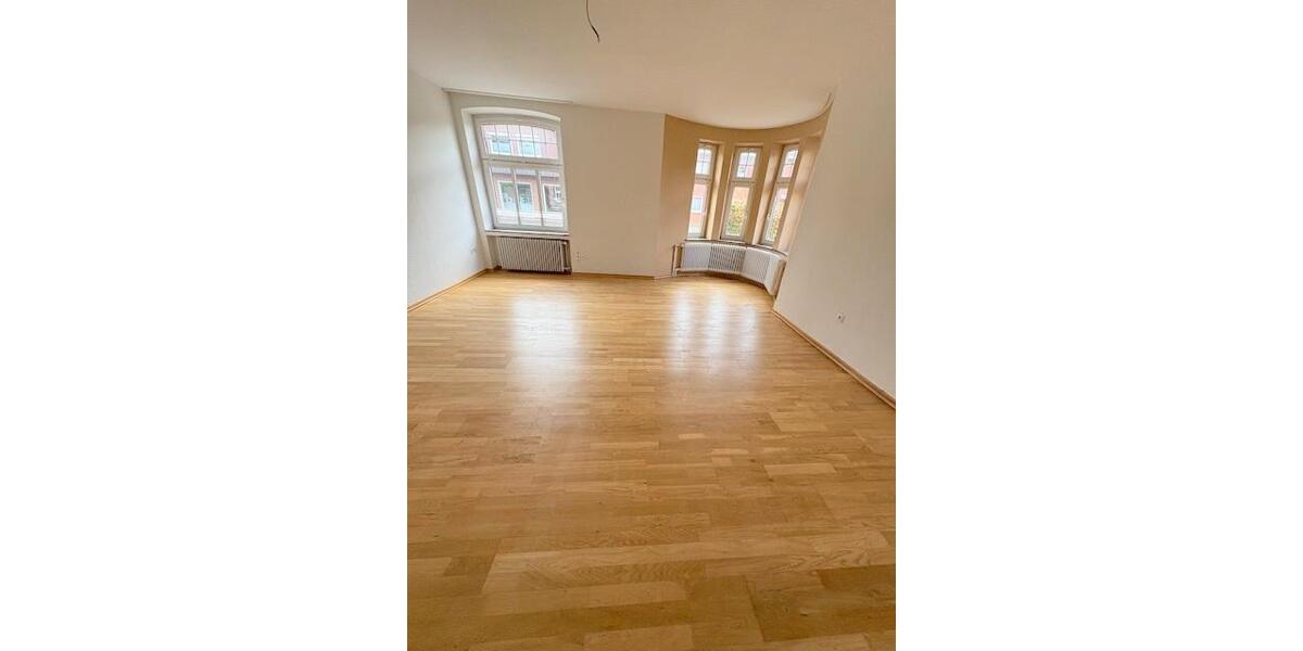 Einfamilienhaus Werlte - 9 Zimmer, 373 m&sup2;, 2.000&euro; | Angebot:23598638