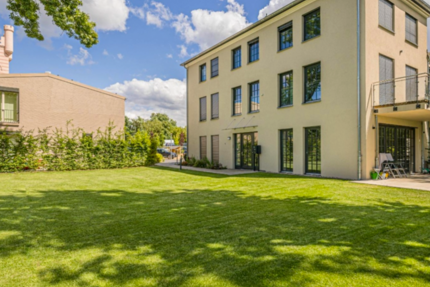 Haus Potsdam Krampnitz - 6 Zimmer, 240 m&sup2;, 4.316&euro; | Angebot:26083074