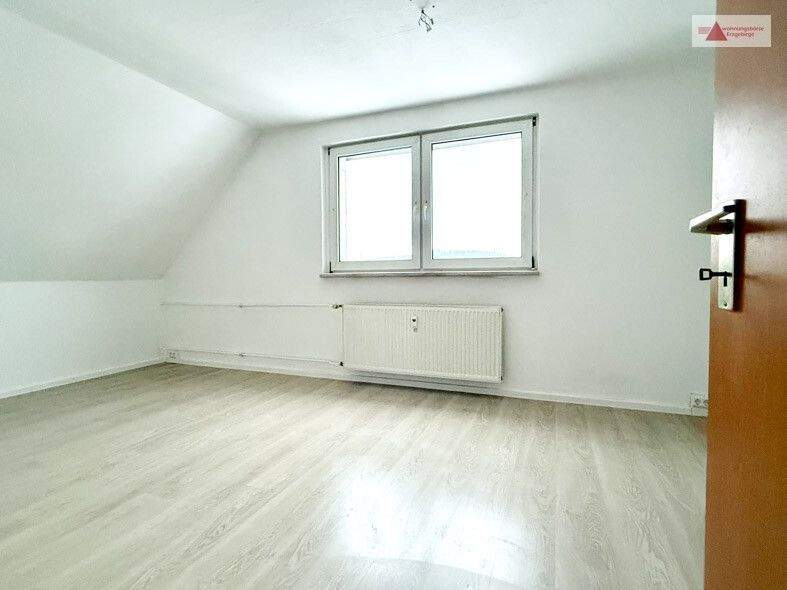 Etagenwohnung Geyer - 3 Zimmer, 75 m&sup2;, 370&euro; | Angebot:25836563