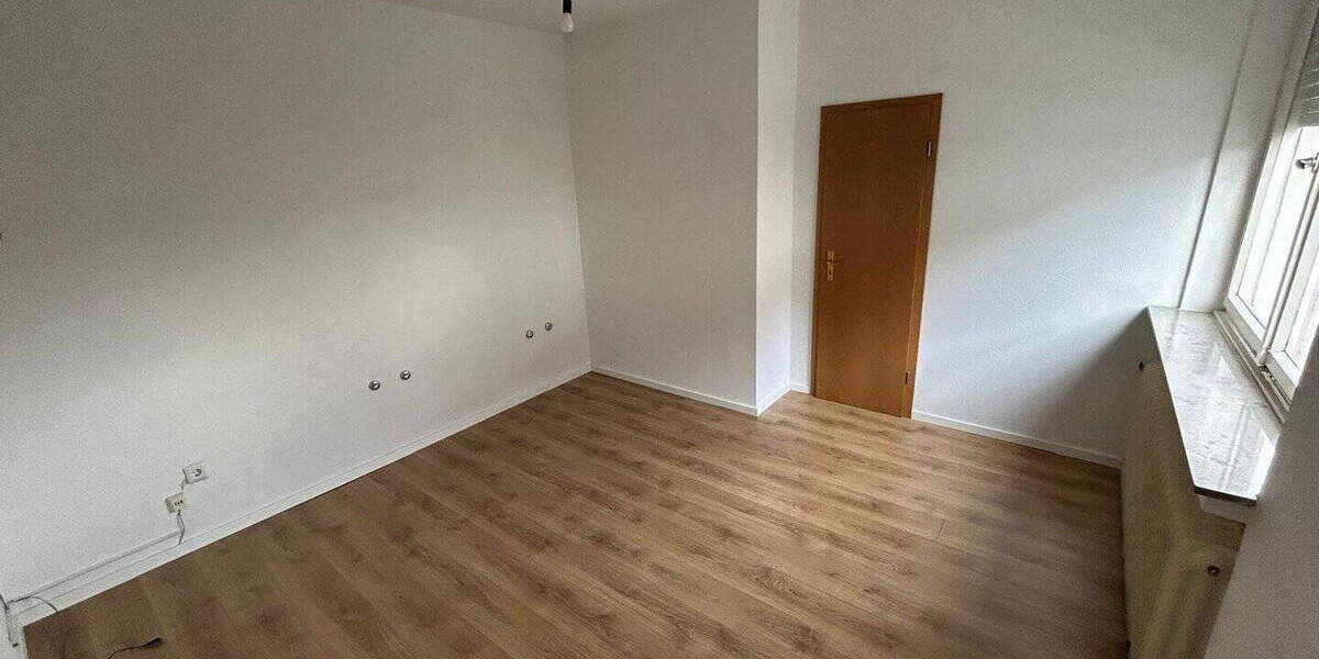 Etagenwohnung Bielefeld Brake - 4 Zimmer, 105 m&sup2;, 850&euro; | Angebot:26164115