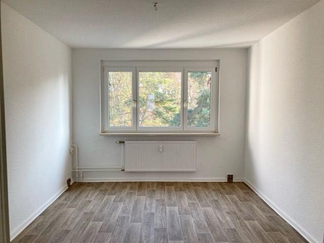 Etagenwohnung Hermsdorf - 3 Zimmer, 60 m&sup2;, 350&euro; | Angebot:26636650