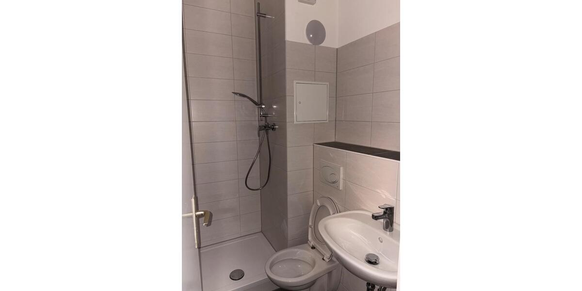 Etagenwohnung Neubrandenburg - 1 Zimmer, 24 m&sup2;, 250&euro; | Angebot:26592651