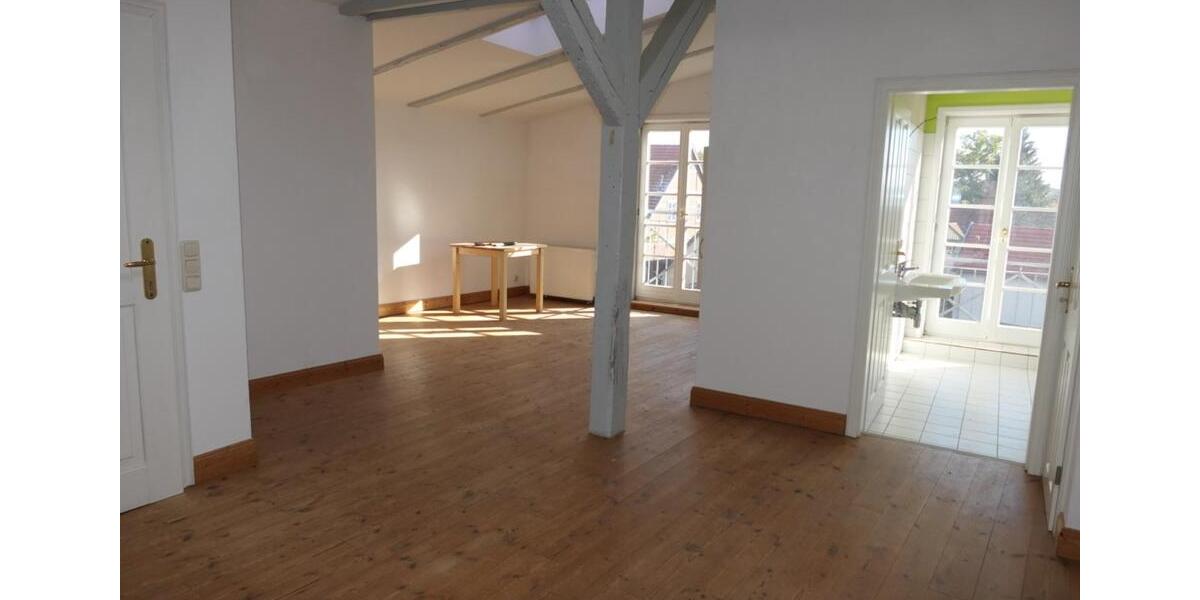 Dachgeschoßwohnung Grabow - 3 Zimmer, 80 m&sup2;, 600&euro; | Angebot:24807688