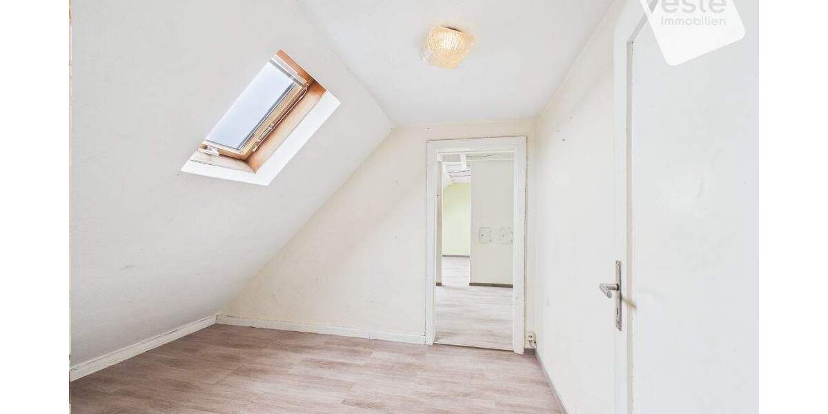 Etagenwohnung Ebersdorf b.Coburg Ebersdorf - 4 Zimmer, 125 m&sup2;, 720&euro; | Angebot:24821105