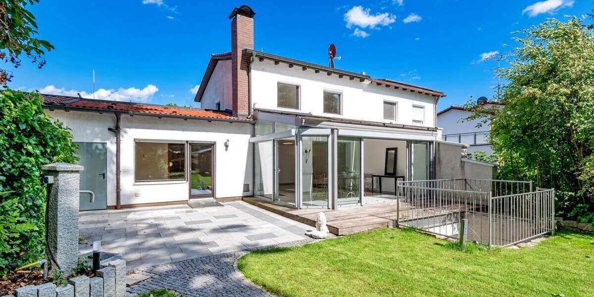 Einfamilienhaus München / Neuaubing Neuaubing - 6 Zimmer, 166 m&sup2;, 3.000&euro; | Angebot:26946637