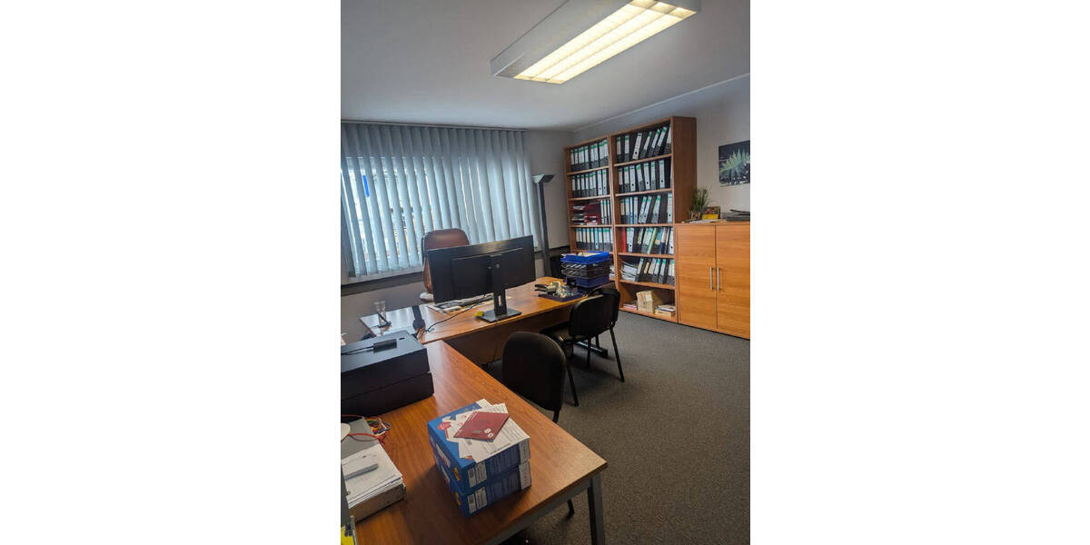 Gewerbeobjekt Schlüchtern - 3 Zimmer, 1.088&euro; | Angebot:26486920