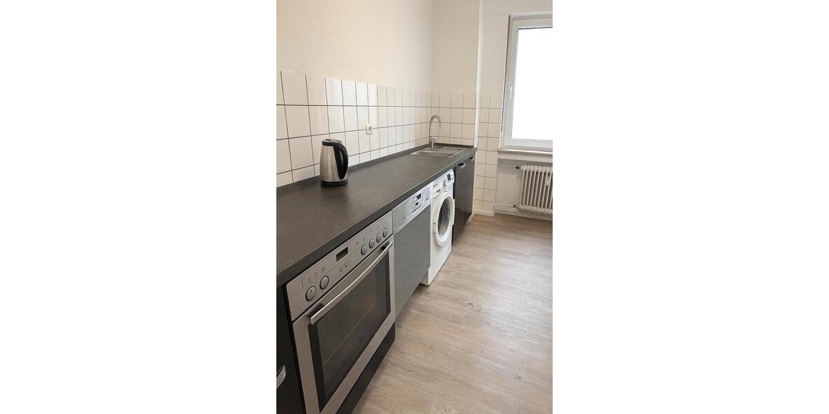 Etagenwohnung Saarbrücken - 2 Zimmer, 67 m&sup2;, 650&euro; | Angebot:26554505