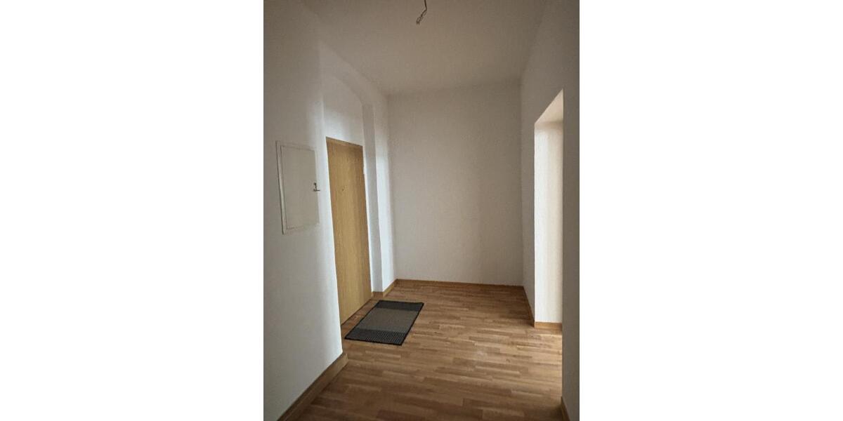 Etagenwohnung Torgau - 2 Zimmer, 66 m&sup2;, 330&euro; | Angebot:25365197