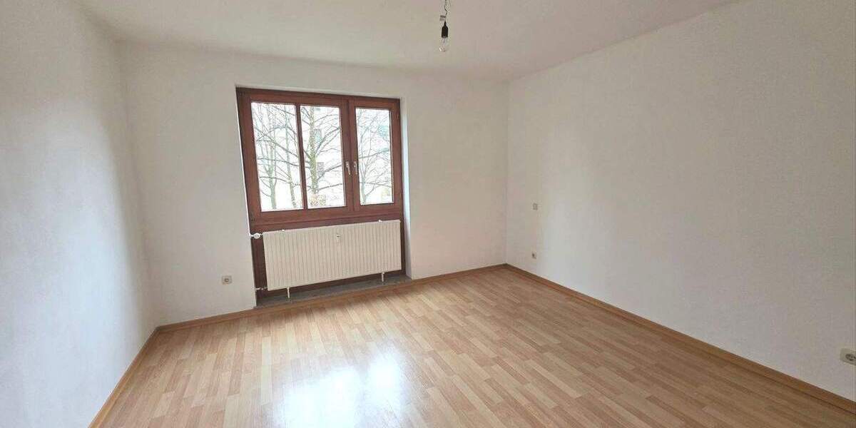 Etagenwohnung München Thalk.Obersendl.-Forsten-Fürstenr.-Solln - 3 Zimmer, 74 m&sup2;, 1.250&euro; | Angebot:25266411
