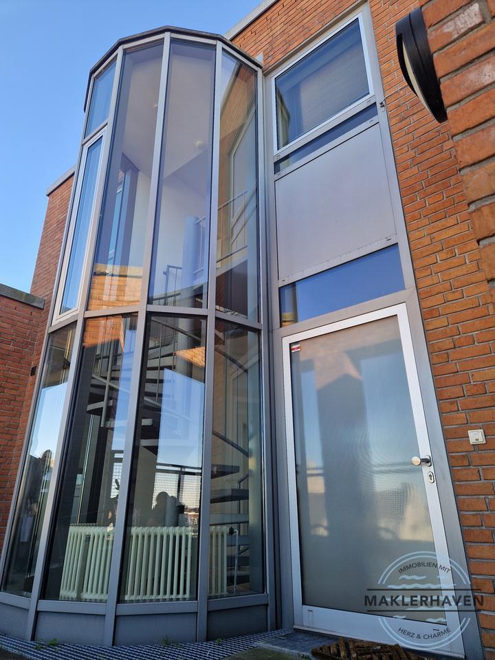 Lichtdurchflutete Innenstadtwohnung zimmer