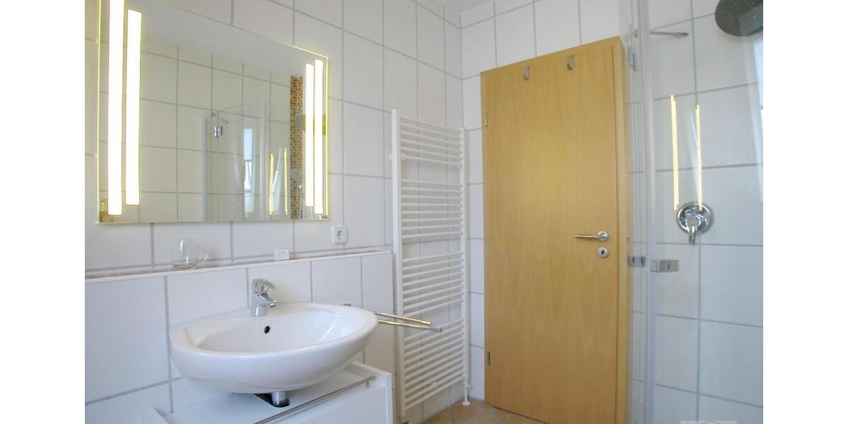 Wohnen auf Zeit Rödinghausen - 2 Zimmer, 60 m&sup2;, 700&euro; | Angebot:26305437