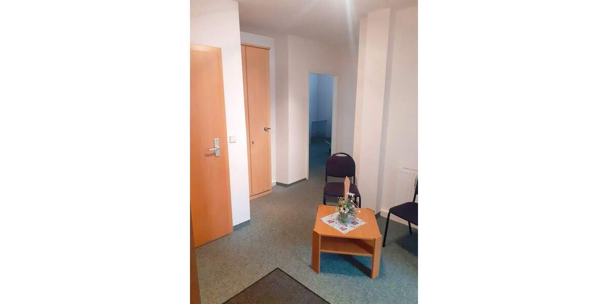 Gewerbeobjekt Aue-Bad Schlema Bad Schlema - 6 Zimmer, 77 m&sup2;, 522&euro; | Angebot:24711906