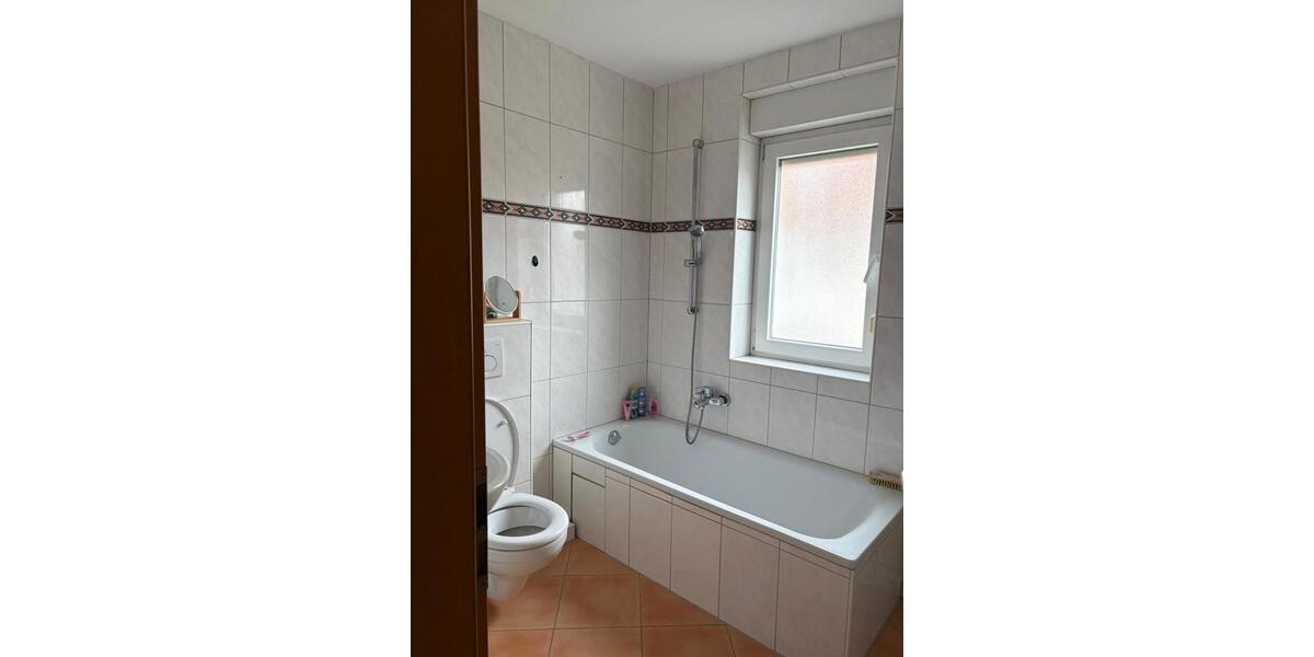 Etagenwohnung Rimpar - 2.5 Zimmer, 68 m&sup2;, 695&euro; | Angebot:26632111