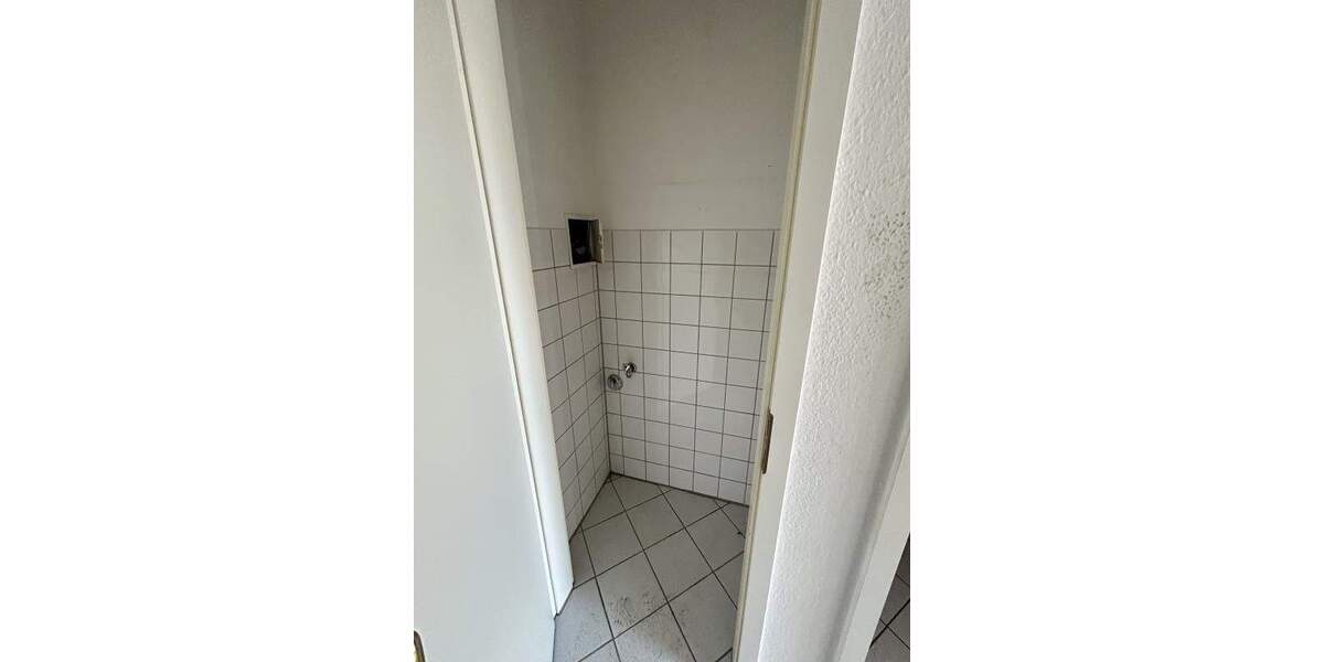 Etagenwohnung Hainichen - 2 Zimmer, 41 m&sup2;, 250&euro; | Angebot:25681862