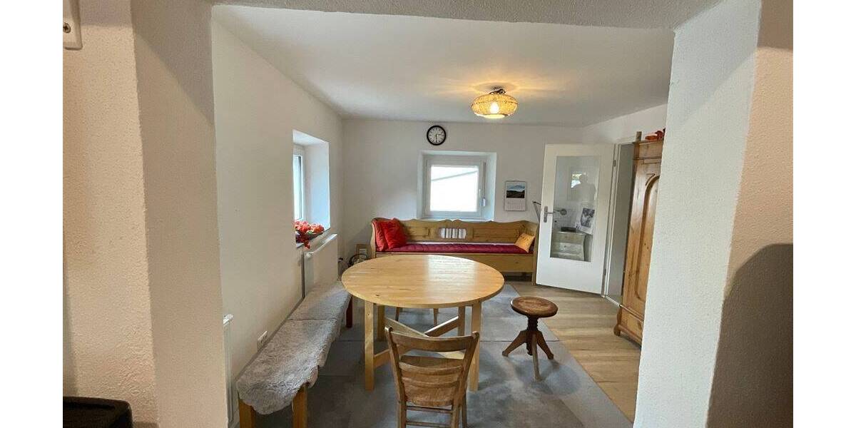 Einfamilienhaus Stegaurach - 8 Zimmer, 184 m&sup2;, 1.450&euro; | Angebot:26289657