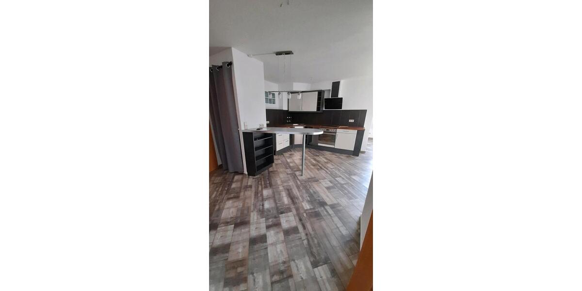 Etagenwohnung Hettstedt - 2 Zimmer, 58 m&sup2;, 670&euro; | Angebot:25551042