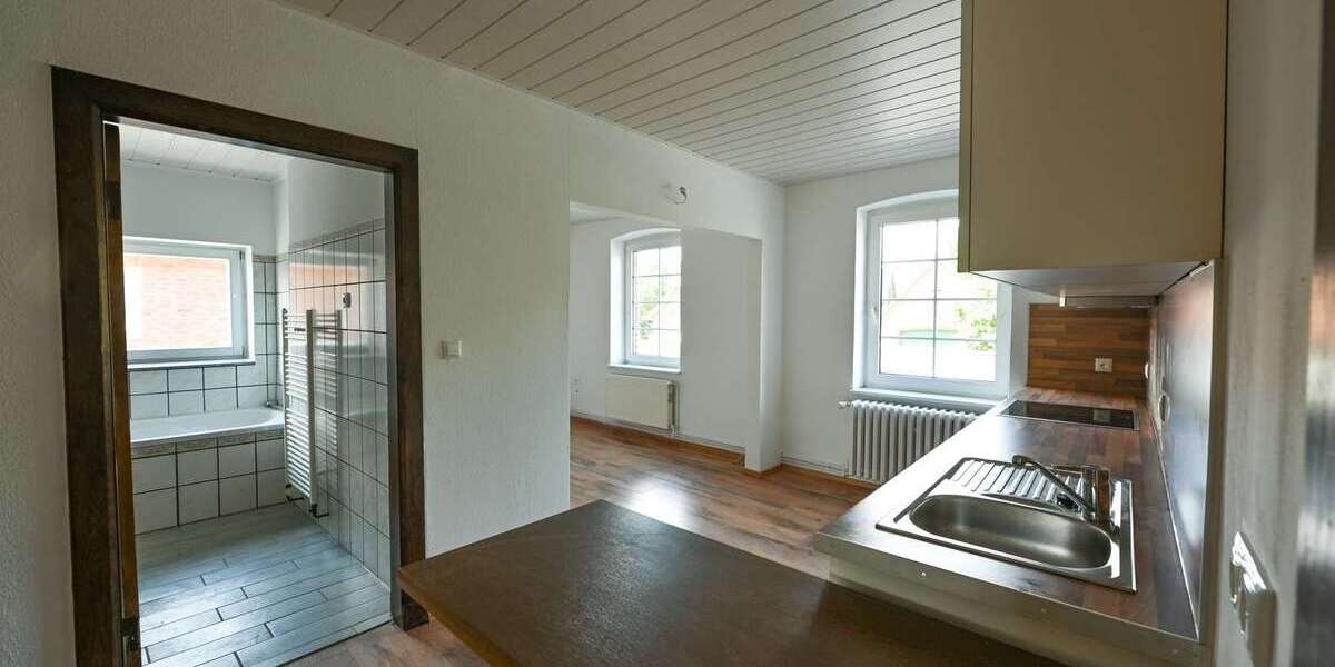 Etagenwohnung Traventhal Landgestüt Traventhal - 4 Zimmer, 82 m&sup2;, 999&euro; | Angebot:25848840