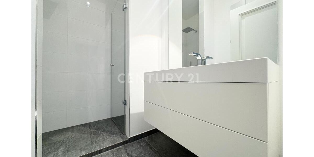 Stilvolle Altbauperle in bester Citylage 5 zimmer