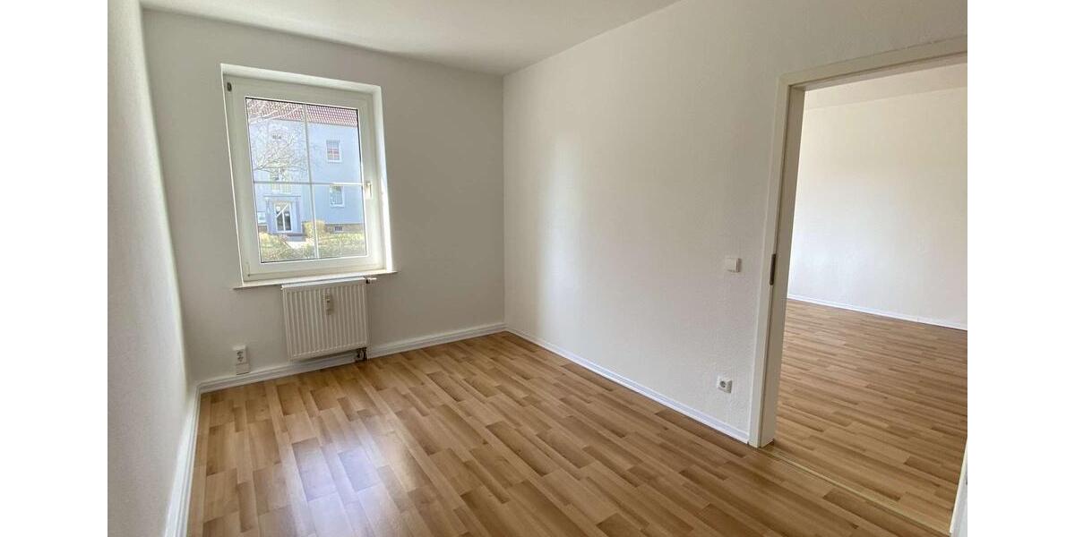 Etagenwohnung Forst (Lausitz) - 3 Zimmer, 66 m&sup2;, 323&euro; | Angebot:26252014